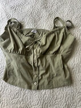 Garage Olive Green Button-Front Camisole Crop Top